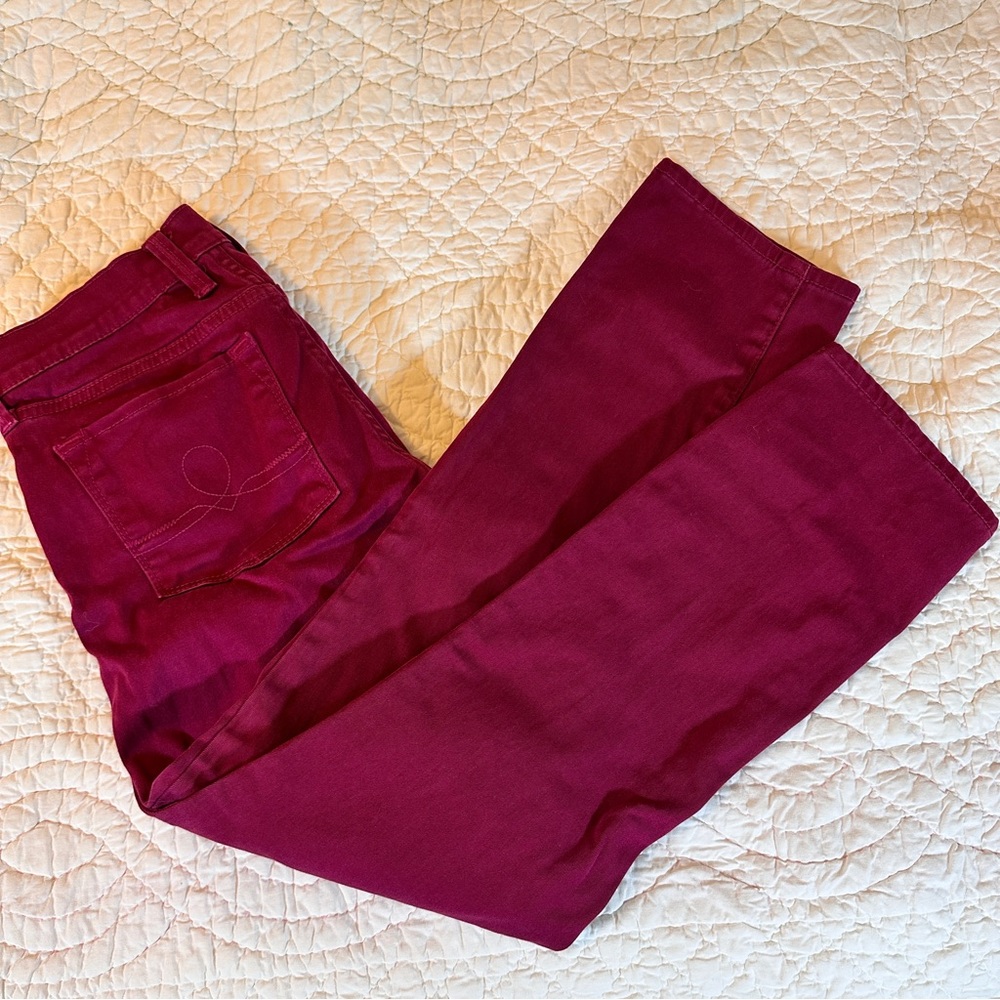 Lucky | Sofia fit Fuschia capri